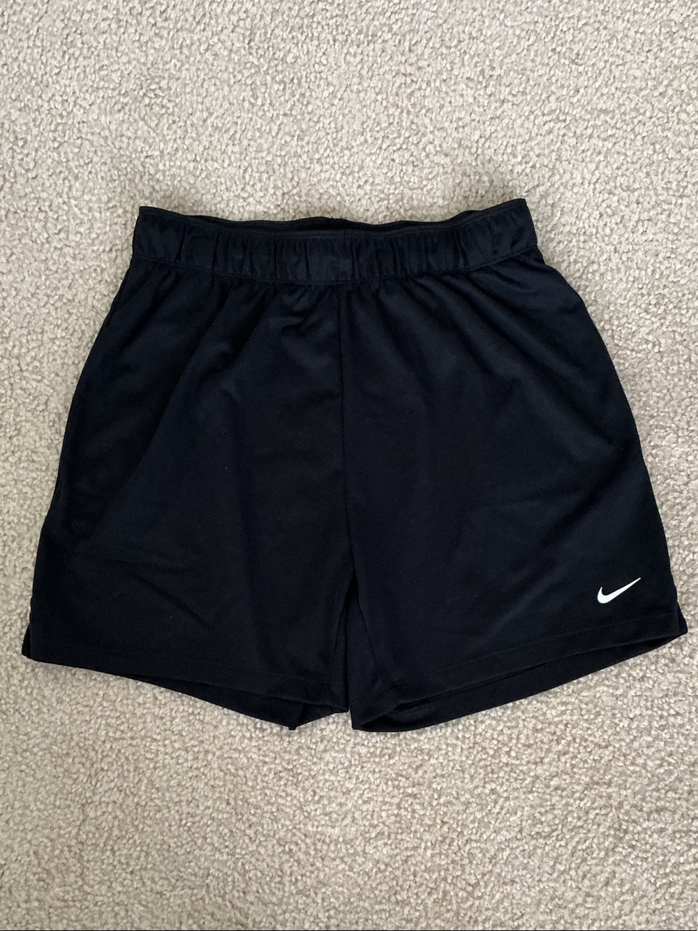 Nike Women’s Dri-FIT Fitness Attack Mid-Rise Black Unlined 5” Shorts - Size S
